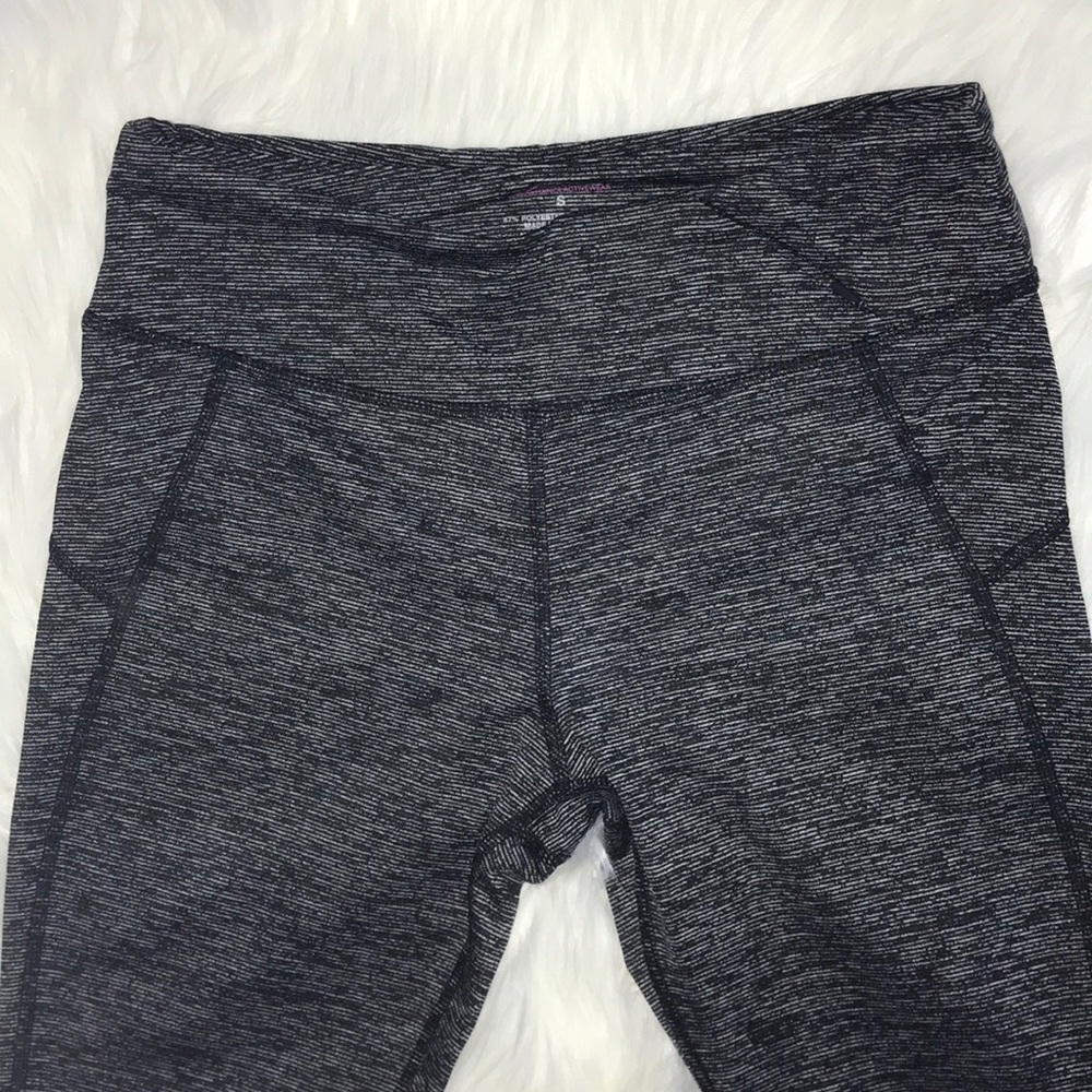Attivo Performance Activewear leggings
